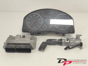 Begagnade Tändningslås + dator Volkswagen Golf V Variant (1K5) 1.4 TSI 122 16V Pris € 120,00 Marginaltabell erbjuds av DP Auto-onderdelen & Demontage