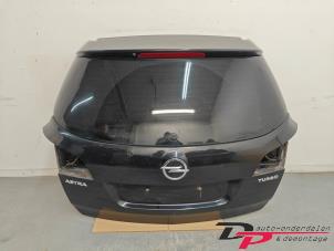 Begagnade Baklucka Opel Astra J Sports Tourer (PD8/PE8/PF8) 1.4 Turbo 16V Pris € 100,00 Marginaltabell erbjuds av DP Auto-onderdelen & Demontage