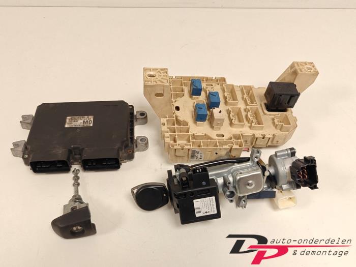 Ignition lock + computer Suzuki Splash 1.0 12V - 3392051K03 K10B