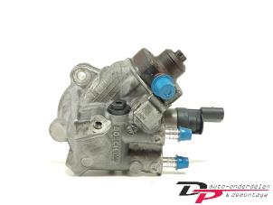 Używane Mechaniczna pompa paliwa BMW 1 serie (E81) 118d 16V Cena € 100,00 Procedura marży oferowane przez DP Auto-onderdelen & Demontage