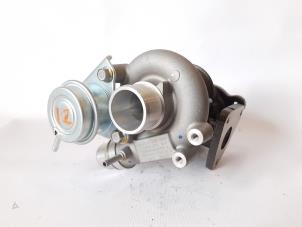 Nya Turbo Renault Clio III (BR/CR) 1.2 16V TCe 100 Pris € 484,00 Inklusive moms erbjuds av Uittenbogaard onderdelen BV