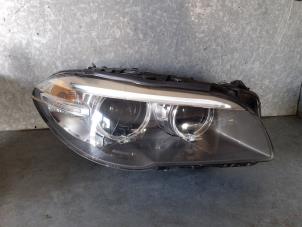 Begagnade Strålkastare, höger BMW 5 serie (F10) 520d 16V Performance Power Kit Pris € 800,00 Marginaltabell erbjuds av Uittenbogaard onderdelen BV