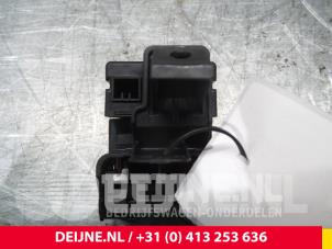 Begagnade Tändningslås Volvo V60 I (FW/GW) Pris € 20,00 Marginaltabell erbjuds av van Deijne Onderdelen Uden B.V.