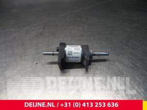 Gebruikte Tank element Pomp Volvo XC90 II 2.0 T8 16V Twin Engine AWD Prijs € 70,00 Margeregeling aangeboden door van Deijne Onderdelen Uden B.V.
