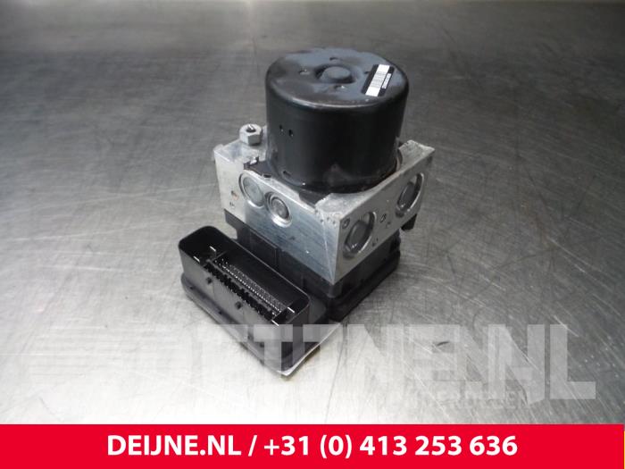 ABS pump Volvo S60 II 1.6 DRIVe,D2 - 31400101 D4162T ATE