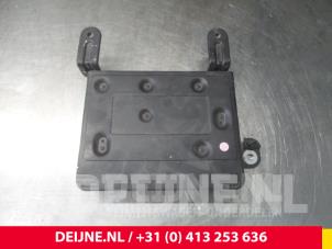 Używane Wzmacniacz radiowy Volvo XC60 I (DZ) 2.4 D5 20V AWD Geartronic Cena € 60,00 Procedura marży oferowane przez van Deijne Onderdelen Uden B.V.