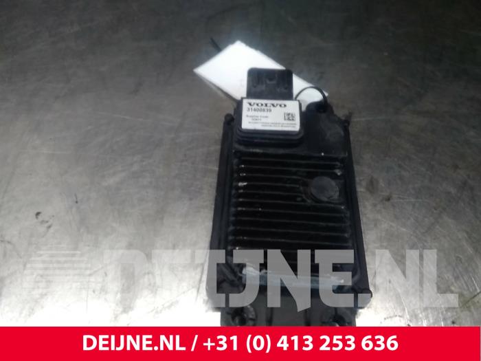 Adaptiv farthållare, sensor (avstånd) från en Volvo XC60 I (DZ) 2.4 D5 20V AWD Geartronic 2015