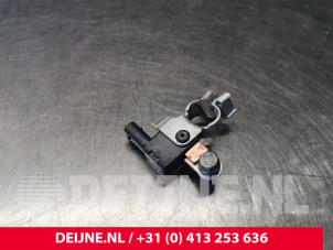 Begagnade Batterisensor Volvo XC90 II 2.0 D5 16V AWD Pris € 40,00 Marginaltabell erbjuds av van Deijne Onderdelen Uden B.V.