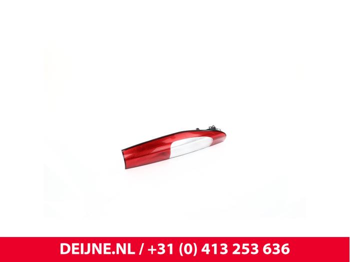 Achterlicht rechts van een Mercedes Vito 2004