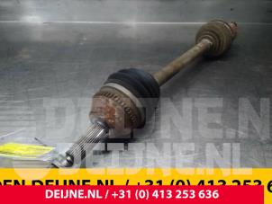 Begagnade Drivaxel, vänster fram Ford Transit 2.2 TDCi 16V Pris € 59,29 Inklusive moms erbjuds av van Deijne Onderdelen Uden B.V.