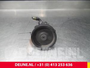 Gebruikte Stuurbekrachtiging Pomp Ford Transit 2.4 TDdi 16V 300M Prijs € 90,75 Inclusief btw aangeboden door van Deijne Onderdelen Uden B.V.