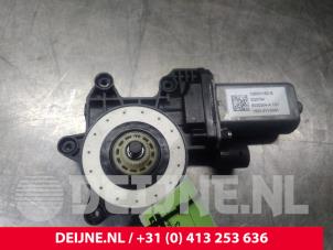 Gebruikte Raammotor Portier Renault Kangoo Express (FW) 1.5 dCi 75 FAP Prijs € 18,15 Inclusief btw aangeboden door van Deijne Onderdelen Uden B.V.