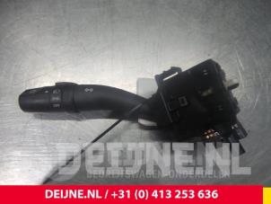 Używane Przelacznik swiatel Hyundai H300 Cena € 36,30 Z VAT oferowane przez van Deijne Onderdelen Uden B.V.