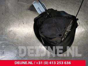 Używane Pas bezpieczenstwa prawy przód Nissan Interstar (X70) 2.5 dCi 16V 150 Cena € 60,50 Z VAT oferowane przez van Deijne Onderdelen Uden B.V.