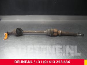 Begagnade Drivaxel, höger fram Ford Transit Pris € 96,80 Inklusive moms erbjuds av van Deijne Onderdelen Uden B.V.