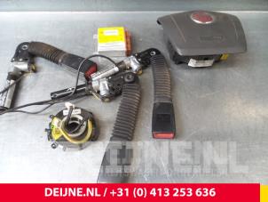 Begagnade Airbagset + modul Fiat Ducato Pris € 393,25 Inklusive moms erbjuds av van Deijne Onderdelen Uden B.V.