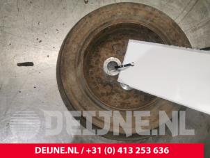 Begagnade Remskiva, vevaxel Ford Transit Pris € 12,10 Inklusive moms erbjuds av van Deijne Onderdelen Uden B.V.