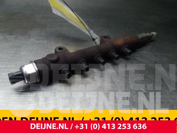 Bränsleinsprutningsmunstycke från en Ford Transit 2.2 TDCi 16V 2007