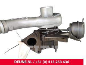 Gereviseerde G-lader Renault Master Prijs € 211,75 Inclusief btw aangeboden door van Deijne Onderdelen Uden B.V.