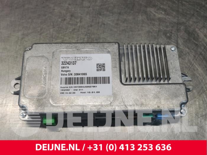 Parking camera module Volvo XC40 2.0 D3 16V - 32243137