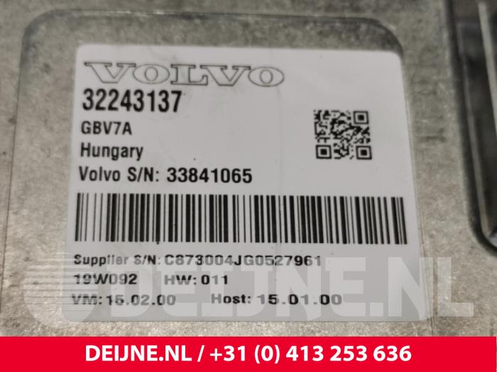 Parking camera module Volvo XC40 2.0 D3 16V - 32243137