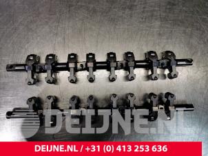 Begagnade Vipparm Opel Vivaro Pris € 181,50 Inklusive moms erbjuds av van Deijne Onderdelen Uden B.V.