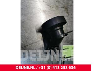 Używane Rurka wlewu oleju Volvo V70 (BW) 2.0 D3 20V Cena € 10,00 Procedura marży oferowane przez van Deijne Onderdelen Uden B.V.