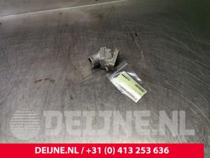 Begagnade Termostathus Volvo XC70 (SZ) XC70 2.4 T 20V Pris € 30,00 Marginaltabell erbjuds av van Deijne Onderdelen Uden B.V.