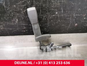 Begagnade Främre bältesspänne, höger Volvo XC60 I (DZ) 2.4 D5 20V 205 AWD Pris € 25,00 Marginaltabell erbjuds av van Deijne Onderdelen Uden B.V.