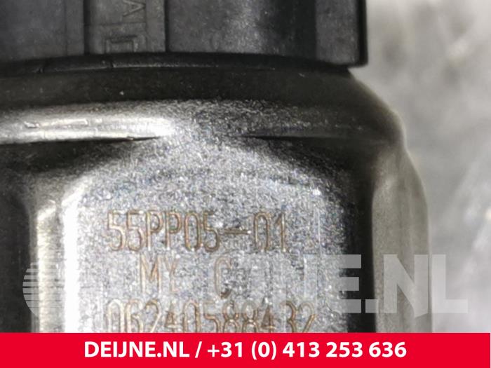 Bränsleinsprutningsmunstycke från en Ford Transit 2008