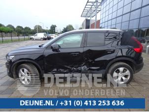 Gebruikte Portierruit 4Deurs links-achter Volvo XC40 (XZ) 1.5 T3 12V Prijs € 90,00 Margeregeling aangeboden door van Deijne Onderdelen Uden B.V.