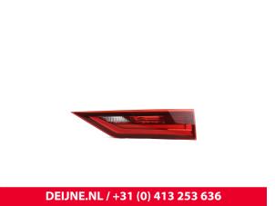Nowe Tylne swiatlo pozycyjne prawe Volvo V90 Cena € 181,50 Z VAT oferowane przez van Deijne Onderdelen Uden B.V.