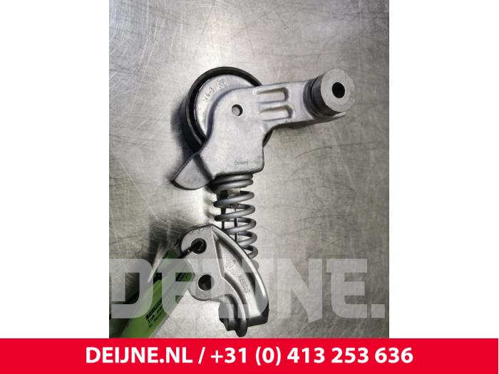 Drivremspännare från en Volvo XC40 2019