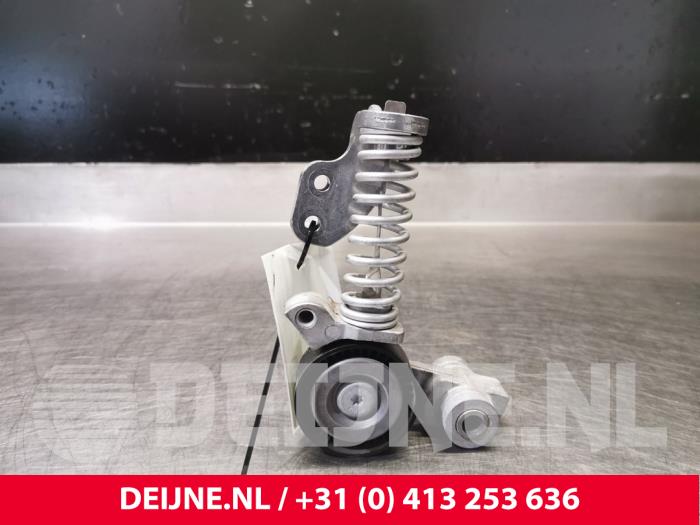 Drivremspännare från en Volvo XC40 2019