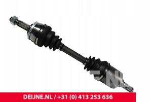 Nya Drivaxel, höger fram Ford Transit Pris € 180,29 Inklusive moms erbjuds av van Deijne Onderdelen Uden B.V.