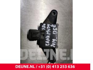 Gebruikte ADM brandstof module Volvo S80 (AR/AS) 2.0 D4 16V Prijs € 50,00 Margeregeling aangeboden door van Deijne Onderdelen Uden B.V.