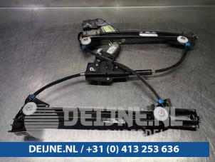 Gebruikte Ruitmechaniek 4Deurs rechts-achter Tesla Model S 75D Prijs € 181,50 Inclusief btw aangeboden door van Deijne Onderdelen Uden B.V.