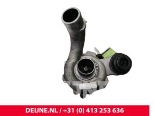 Używane Turbo Opel Vivaro 1.9 DTI 16V Cena € 151,25 Z VAT oferowane przez van Deijne Onderdelen Uden B.V.