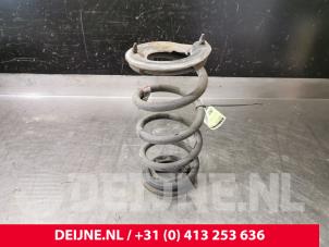 Begagnade Bakre spolfjäder Tesla Model 3 Long Range AWD 75 kWh Pris € 60,50 Inklusive moms erbjuds av van Deijne Onderdelen Uden B.V.