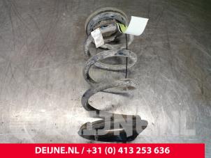 Begagnade Bakre spolfjäder Tesla Model 3 Long Range AWD 75 kWh Pris € 24,20 Inklusive moms erbjuds av van Deijne Onderdelen Uden B.V.