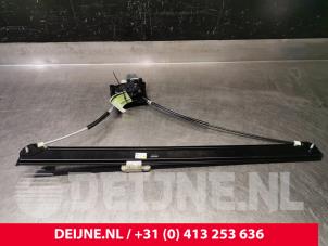 Begagnade Fönstermekanism, 2-dörrars, höger fram Volkswagen Crafter (SY) 2.0 TDI Pris € 60,50 Inklusive moms erbjuds av van Deijne Onderdelen Uden B.V.