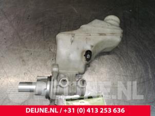 Gebruikte Hoofdremcilinder Fiat Punto Evo (199) 1.3 JTD Multijet Start&Stop 16V Prijs € 8,00 Margeregeling aangeboden door van Deijne Onderdelen Uden B.V.
