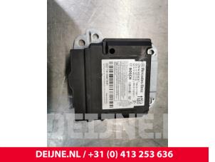 Gebruikte Airbag Module Mercedes CLA (117.3) 2.0 CLA-250 Turbo 16V Prijs € 85,00 Margeregeling aangeboden door van Deijne Onderdelen Uden B.V.