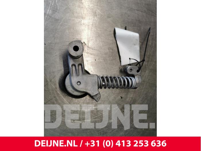 Drivremspännare från en Volvo XC90 II 2.0 D5 16V AWD 2018