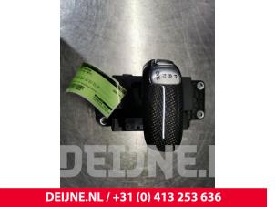 Begagnade Växelspak Audi S8 (D4) 4.0 Plus V8 TFSI 32V Pris € 350,00 Marginaltabell erbjuds av van Deijne Onderdelen Uden B.V.