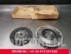 Nya Kopplingssats (komplett) Volvo V70 (SW) 2.5 T 20V AWD Pris € 181,50 Inklusive moms erbjuds av van Deijne Onderdelen Uden B.V.