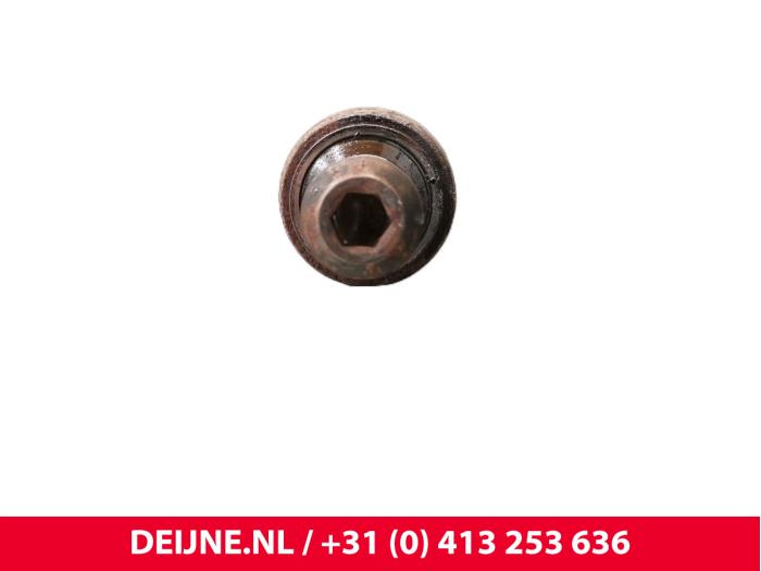 Drivaxel, vänster bak från en Audi A6 Avant (C7) 2.8 V6 24V FSI Quattro 2012