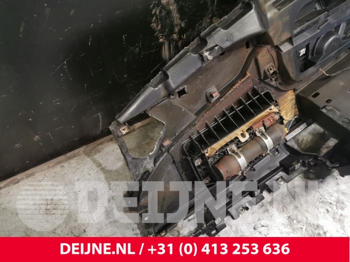 Instrumentbräda från en Audi S8 (D4) 4.0 Plus V8 TFSI 32V 2017