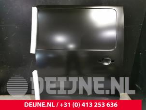 Nieuwe Schuifdeur rechts Toyota Pro-Ace Prijs € 1.028,50 Inclusief btw aangeboden door van Deijne Onderdelen Uden B.V.