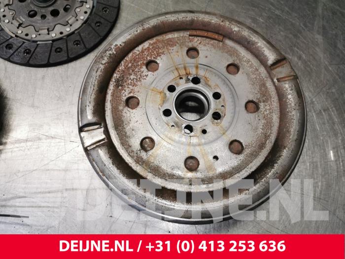 Kopplingssats (komplett) från en Volkswagen Transporter T6 2.0 TDI 150 2020